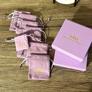Melinda Maria - 6 pouches, 2 necklace boxes
